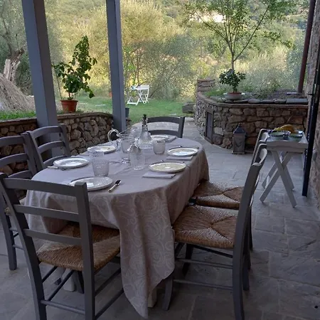 Le Capanne Di Torre Lucca